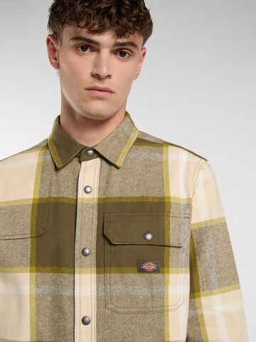 Coupe regular Chemise 'Nimmons' DICKIES en beige