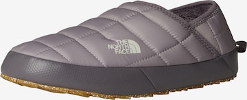 THE NORTH FACE Тапки 'Thermoball ' в Серый: спереди