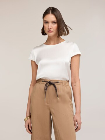 MOTIVI Shirt in White: front