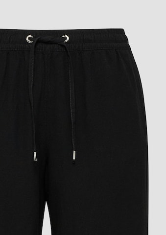 QS Regular Broek in Zwart