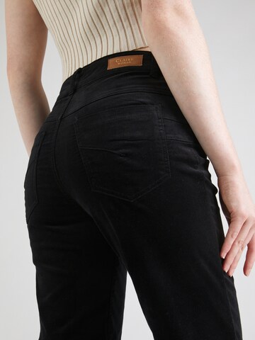 Slimfit Jeans 'Janina' di Claire in nero