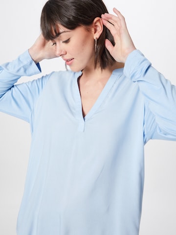 Camicia da donna 'Calina' di Kaffe in blu