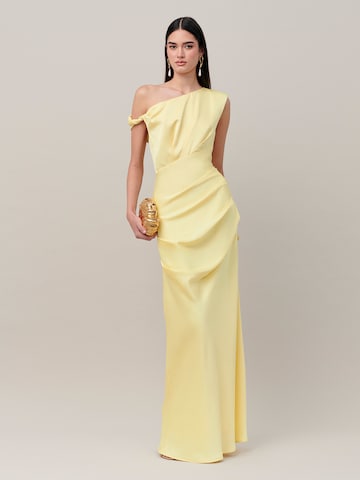 Sável - Vestido 'JUSTINA' en amarillo: frente