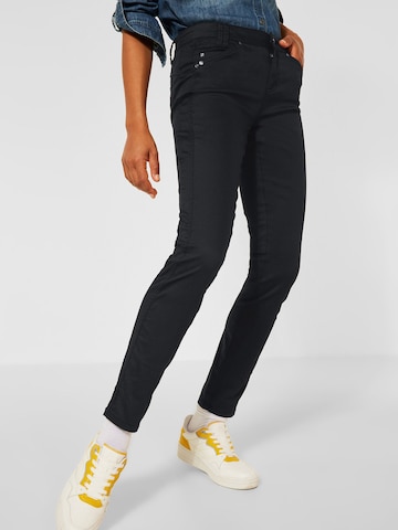 STREET ONE Slim fit Pants in Black: front