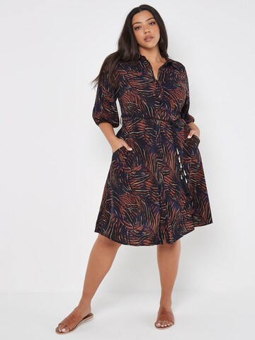 Robe-chemise Apricot en bleu