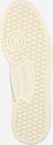 Baskets basses Reebok en blanc