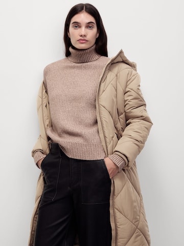 Cappotto invernale di Marks & Spencer in beige