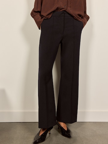regular Pantaloni di Bhoem in blu