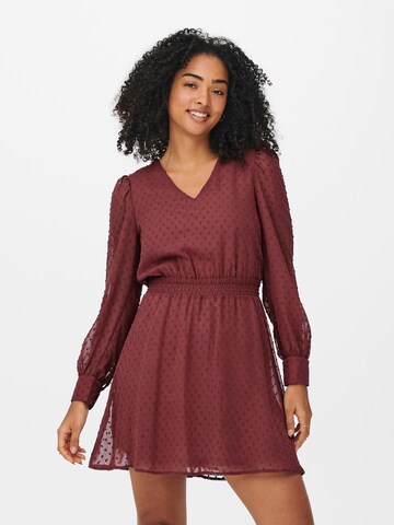 Robe-chemise 'LAURENCE' ONLY en rouge : devant