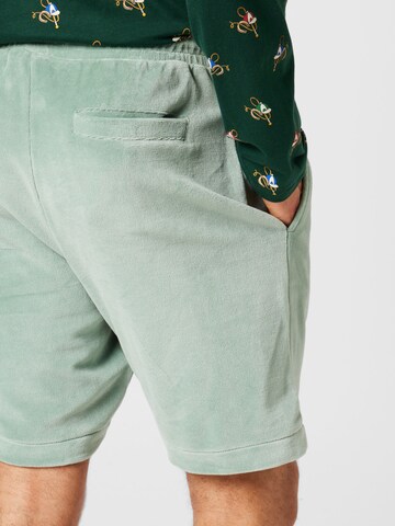 TOPMAN Regular Trousers in Green