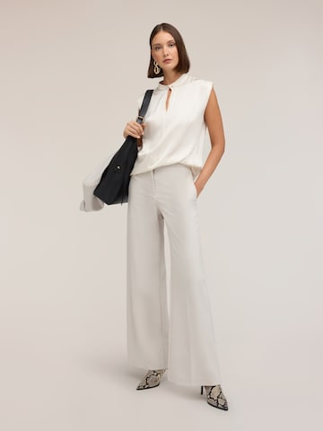 MOTIVI - Blusa en blanco