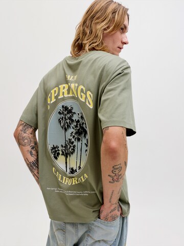 pilka JACK & JONES Marškinėliai 'JJCITY': priekis