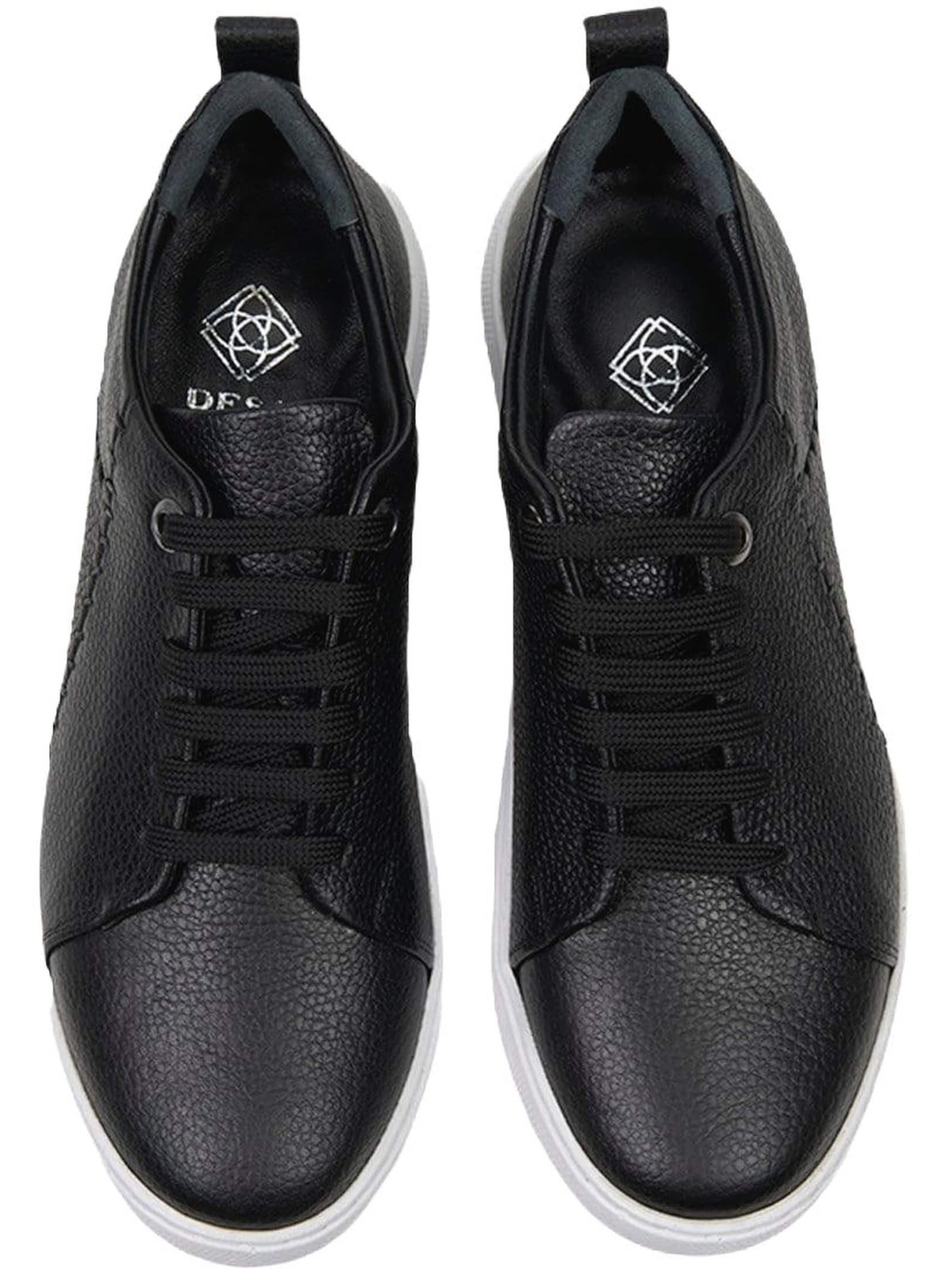 Desa Sneaker low‌‌‌‌‌‌‌‌ in Schwarz
