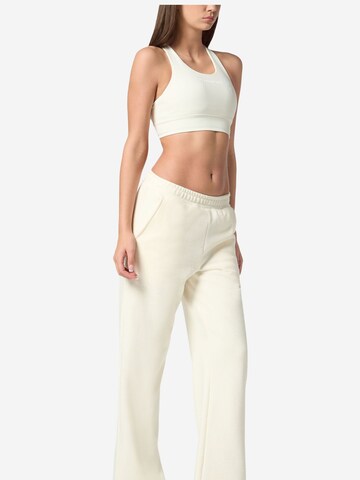 Plein Sport - Pierna ancha Pantalón en blanco