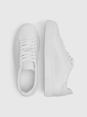 SELECTED Låg sneaker 'David' i vit