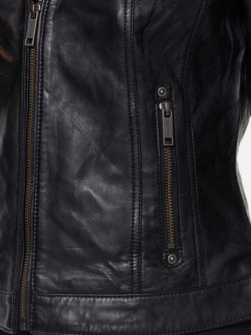 Tazzio Übergangsjacke 'F503' in Schwarz