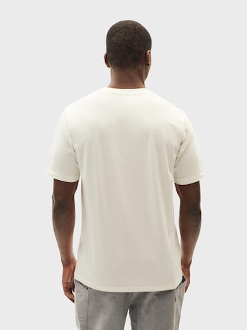 Thinking MU Bluser & t-shirts 'Zach' i hvid