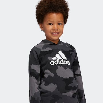 ADIDAS SPORTSWEAR Tepláková souprava 'Essentials' – šedá