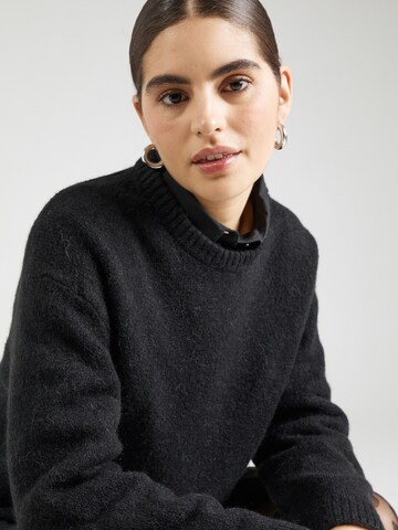 Gina Tricot Pullover in Schwarz