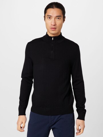 Banana Republic Sweater in Black: front