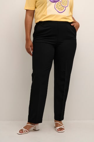 Regular Pantalon à plis 'Sakira' KAFFE CURVE en noir