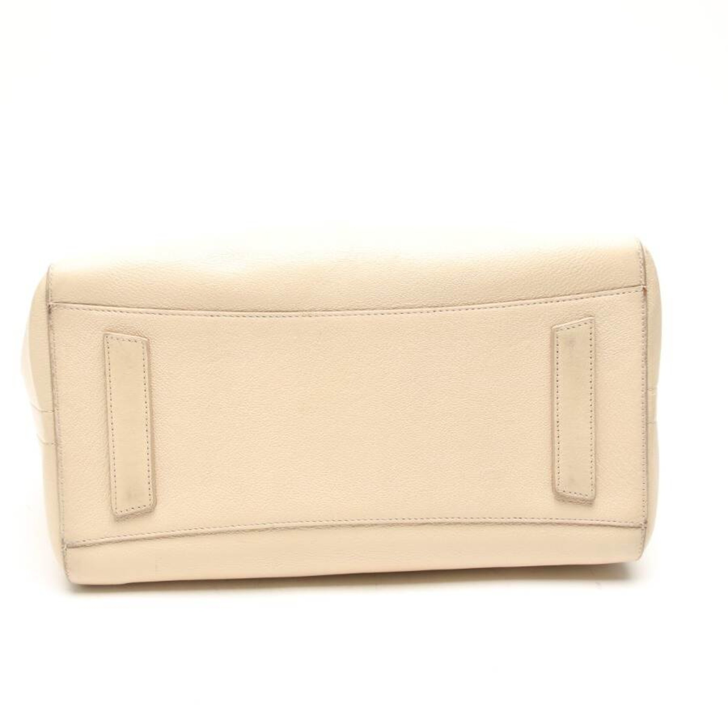 Givenchy Bag in One size in White