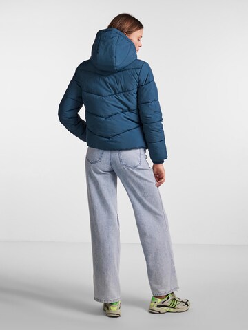 PIECES Winter jacket 'JAMILLA' in Blue