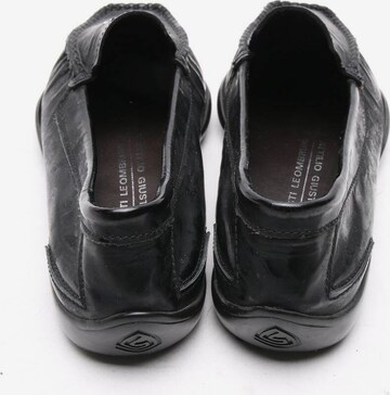 Attilio Giusti Leombruni Flats & Loafers in 35 in Black