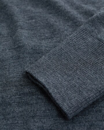 Pullover di WE Studio in grigio