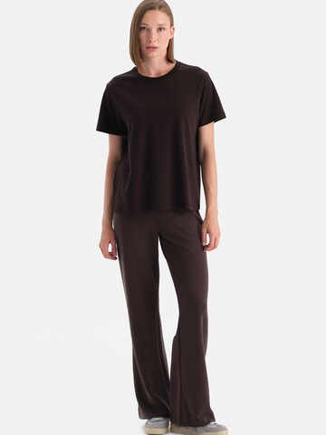 Dagi Tričko - Hnedá