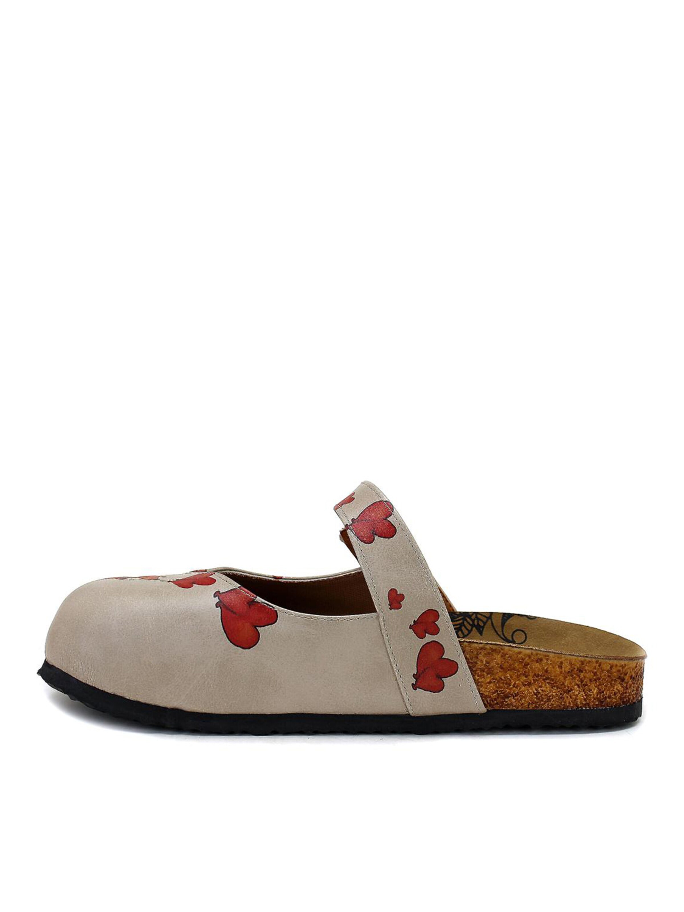 Clogs 'Women Calceo Beige Clogs CAL2210 with hearts and dog' di Goby in beige