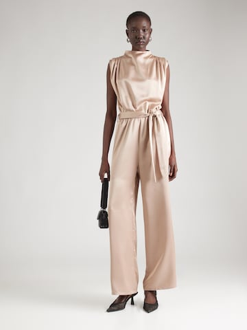 Tuta jumpsuit 'GUTO' di SISTERS POINT in beige: frontale
