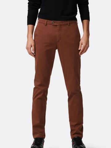 MMXGERMANY Slimfit Chino in Bruin: voorkant