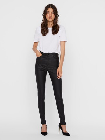 Skinny Jeans 'Loa' de la VERO MODA pe negru