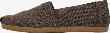 Chaussure basse 'Legacy' TOMS en marron : devant
