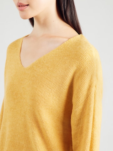 VERO MODA Pulóver 'VMCREWLEFILE' - sárga