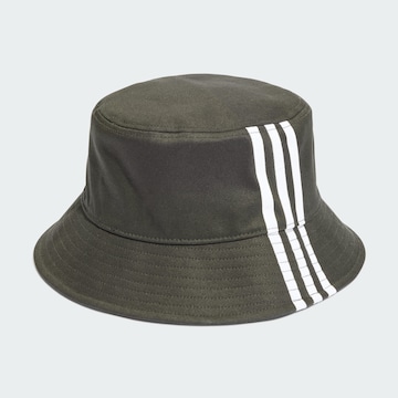 ADIDAS ORIGINALS Hat 'Adicolor Classic' in Green