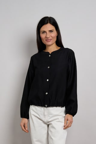 Seidel Moden Between-Season Jacket in Black: front