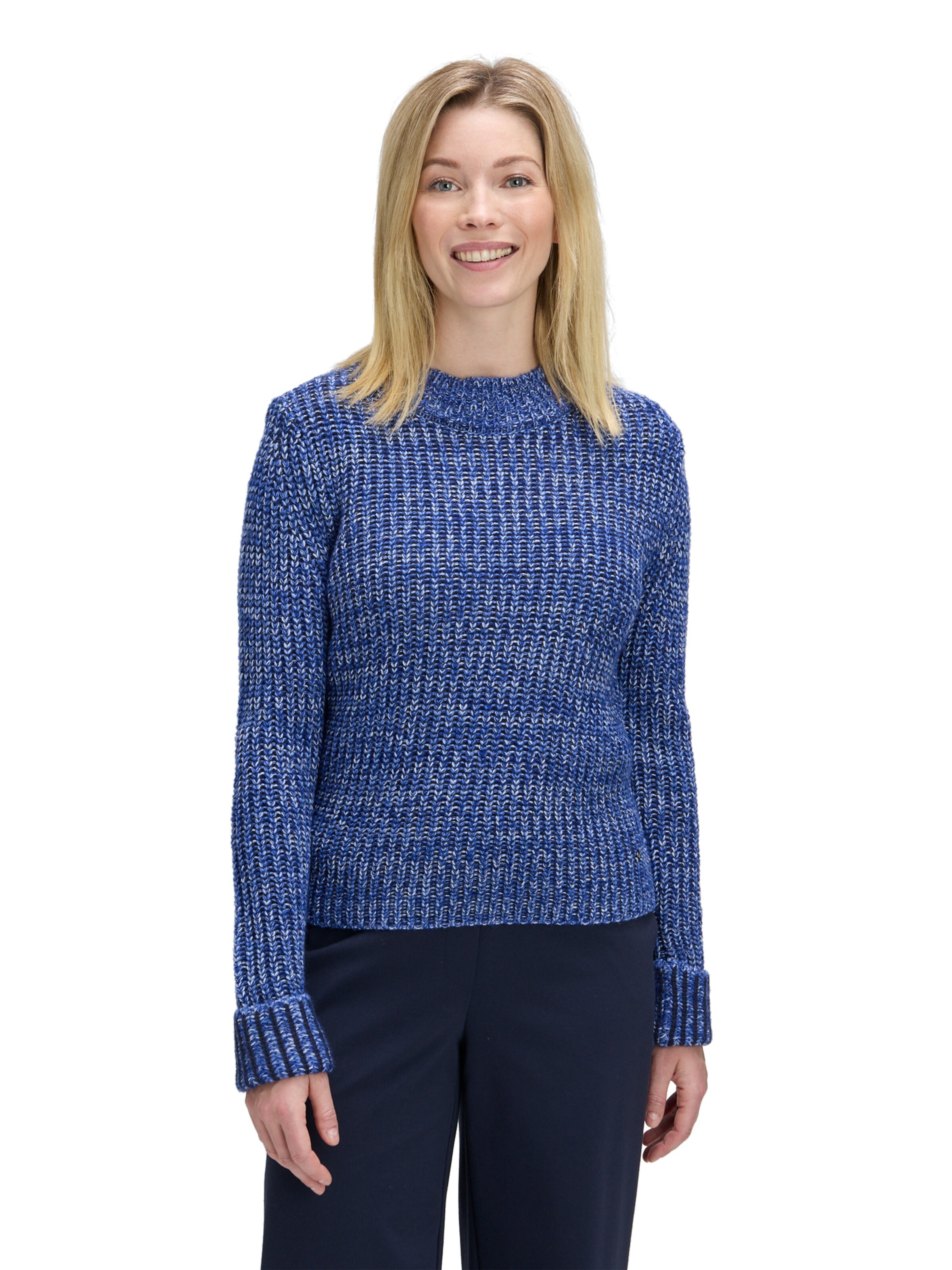 Betty & Co Sweater in Blue: front