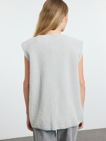 Gilet Trendyol en gris