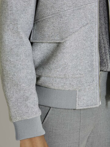 Veste mi-saison MADELEINE en gris