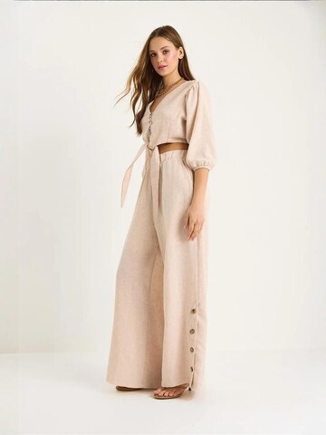 Completo pantalone di Bianco Lucci in beige