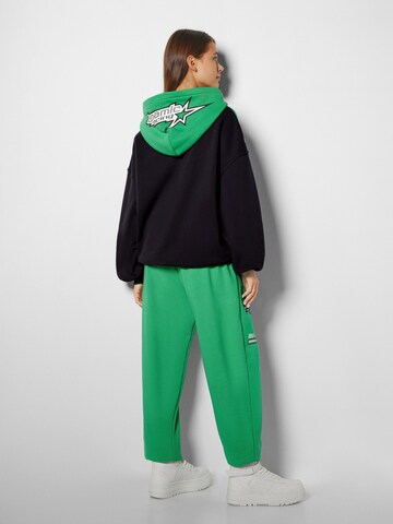 Bershka Regular Trousers in Green