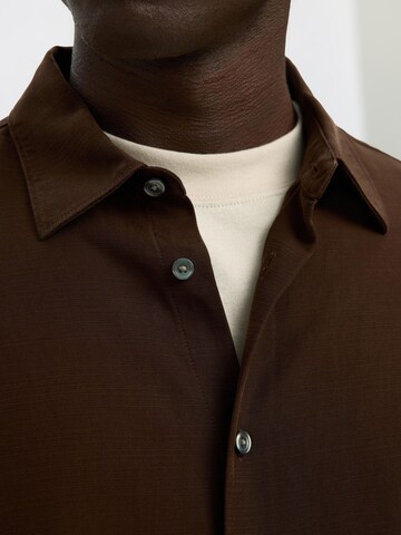 Comfort fit Camicia di SELECTED in marrone