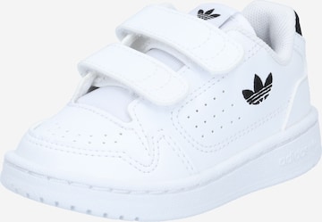 Sneaker 'Ny 90' di ADIDAS ORIGINALS in bianco: frontale