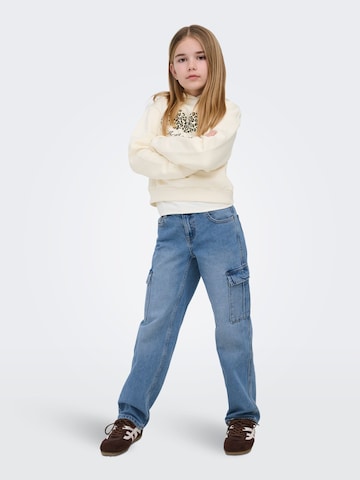 ONLY GIRLS Sweatshirt 'KOGCooper' in Wit