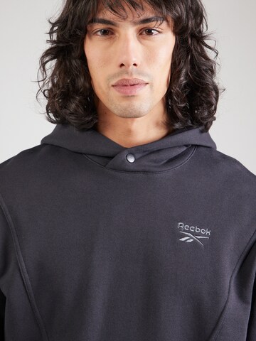 Reebok Sportsweatshirt in Schwarz