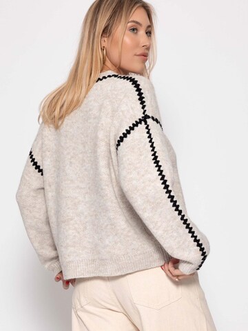 SASSYCLASSY Sweater in Beige