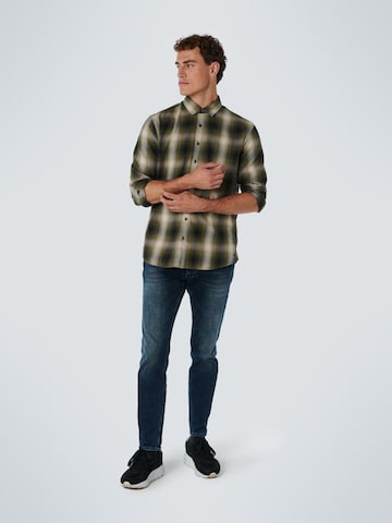 Coupe regular Chemise No Excess en vert : devant