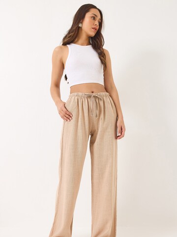 Wide leg Pantaloni di Bianco Lucci in beige